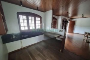 Casa com 150m², 4 dormitórios, no bairro Santa Catarina em Caxias do Sul para Alugar