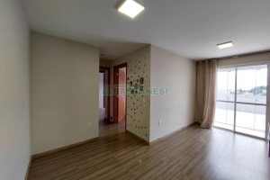 Apartamento com 92m², 2 dormitórios, 1 vaga, no bairro Jardelino Ramos em Caxias do Sul para Comprar