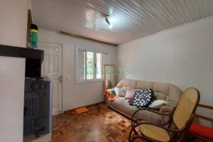 Casa Mobiliada com 135m², 2 dormitórios, no bairro Santa Catarina em Caxias do Sul para Comprar