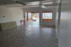 Loja com 90m², no bairro Kayser em Caxias do Sul para Alugar