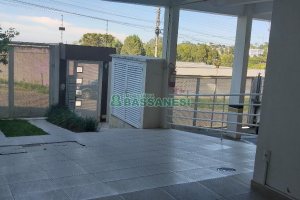 Apto Mobiliado com 52m², 2 dormitórios, 1 vaga, no bairro Presidente Vargas em Caxias do Sul para Comprar