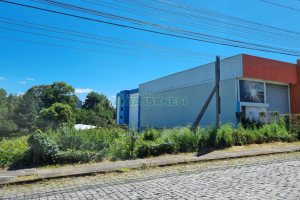 Terreno com 800m², no bairro Cinqüentenário em Caxias do Sul para Comprar