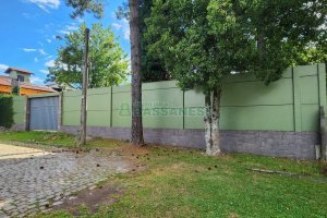 Terreno com 824m², no bairro Sant Etiene em Caxias do Sul para Comprar