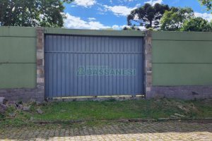 Terreno com 824m², no bairro Sant Etiene em Caxias do Sul para Comprar