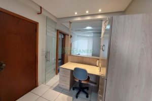 Sala com 53m², no bairro Lourdes em Caxias do Sul para Comprar