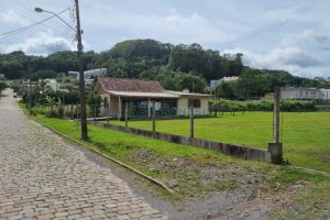Terreno com 2546m², no bairro São Luiz em Caxias do Sul para Comprar