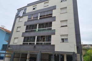 Apartamento com 49m², 2 dormitórios, no bairro Charqueadas em Caxias do Sul para Comprar