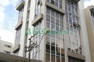 Sala Mobiliada com 60m², no bairro Centro em Caxias do Sul para Alugar
