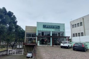 Loja com 350m², no bairro São Cristóvão em Caxias do Sul para Alugar