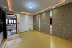 Casa com 260m², 3 dormitórios, 3 vagas, no bairro Interlagos em Caxias do Sul para Alugar