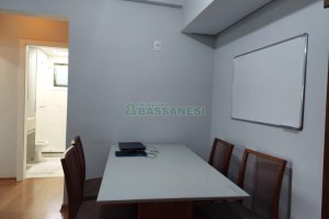 Apartamento com 63m², 2 dormitórios, 1 vaga, no bairro Petrópolis em Caxias do Sul para Comprar