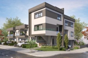 Sobrado com 114m², 2 dormitórios, 1 vaga, no bairro São Virgílio em Caxias do Sul para Comprar