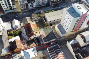 Terreno com 924m², no bairro São Pelegrino em Caxias do Sul para Comprar