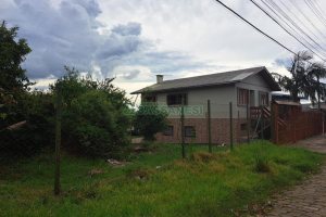 Terreno com 360m², no bairro Charqueadas em Caxias do Sul para Comprar