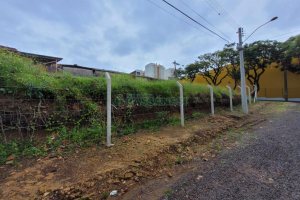 Terreno com 410m², no bairro Exposição em Caxias do Sul para Comprar