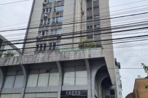 Sala com 33m², no bairro Centro em Caxias do Sul para Alugar ou Comprar