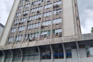 Sala com 33m², no bairro Centro em Caxias do Sul para Alugar ou Comprar