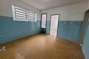 Casa com 200m², 5 dormitórios, 2 vagas, no bairro Marechal Floriano em Caxias do Sul para Comprar