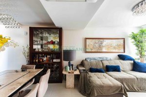 Apartamento com 58m², 1 dormitório, 1 vaga, no bairro Centro em Caxias do Sul para Comprar