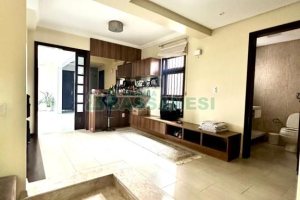 Casa com 360m², 3 dormitórios, 2 vagas, no bairro Cruzeiro em Caxias do Sul para Alugar ou Comprar