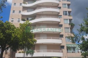 Apartamento com 187m², 3 dormitórios, 4 vagas, no bairro Centro em Caxias do Sul para Comprar