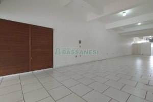 Loja com 80m², no bairro Esplanada em Caxias do Sul para Alugar