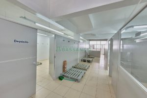 Loja com 200m², 1 vaga, no bairro Pio X em Caxias do Sul para Alugar