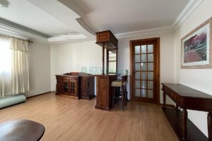 Apartamento com 102m², 3 dormitórios, 2 vagas, no bairro Madureira em Caxias do Sul para Alugar