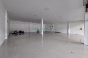 Loja com 200m², no bairro Cruzeiro em Caxias do Sul para Alugar