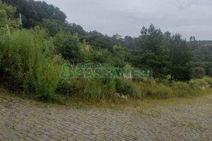 Terreno com 360m², no bairro Desvio Rizzo em Caxias do Sul para Comprar