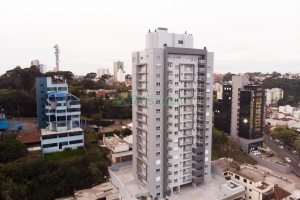 Apartamento com 55m², 2 dormitórios, 1 vaga, no bairro Lourdes em Caxias do Sul para Comprar
