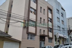 Apartamento com 66m², 2 dormitórios, no bairro Centro em Caxias do Sul para Comprar