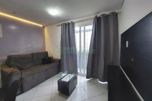 Sobrado Mobiliado com 80m², 2 dormitórios, 1 vaga, no bairro Santa Catarina em Caxias do Sul para Comprar