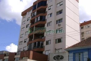 Apartamento com 106m², 3 dormitórios, 2 vagas, no bairro São Pelegrino em Caxias do Sul para Alugar