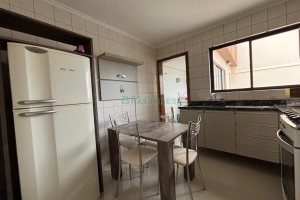 Apartamento com 106m², 3 dormitórios, 2 vagas, no bairro São Pelegrino em Caxias do Sul para Alugar