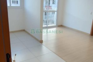 Apartamento com 47m², 2 dormitórios, 1 vaga, no bairro Bela Vista em Caxias do Sul para Comprar
