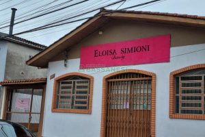 Casa com 100m², 3 dormitórios, 1 vaga, no bairro Jardim América em Caxias do Sul para Comprar