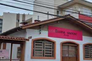 Casa com 100m², 3 dormitórios, 1 vaga, no bairro Jardim América em Caxias do Sul para Comprar