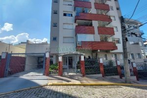 Apto Mobiliado com 82m², 2 dormitórios, 2 vagas, no bairro Panazzolo em Caxias do Sul para Comprar