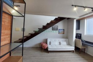 Apto Mobiliado com 99m², 2 dormitórios, 3 vagas, no bairro Vila Horn em Caxias do Sul para Comprar