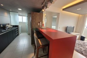 Apto Mobiliado com 55m², 1 dormitório, 2 vagas, no bairro Lourdes em Caxias do Sul para Alugar