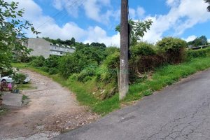 Terreno com 360m², no bairro Nossa Senhora das Graças em Caxias do Sul para Comprar