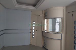 Sala com 42m², no bairro Centro em Caxias do Sul para Alugar
