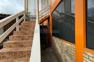 Casa Comercial com 360m², 3 dormitórios, no bairro Santa Fé em Caxias do Sul para Comprar