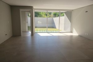 Sobrado com 160m², 3 dormitórios, no bairro Nossa Senhora da Saúde em Caxias do Sul para Comprar