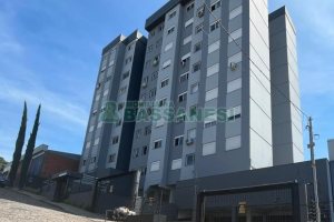 Apartamento com 47m², 2 dormitórios, 1 vaga, no bairro Desvio Rizzo em Caxias do Sul para Comprar