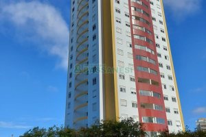 Apartamento com 94m², 3 dormitórios, 2 vagas, no bairro Rio Branco em Caxias do Sul para Comprar