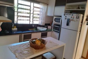 Casa com 200m², 3 dormitórios, no bairro Santa Catarina em Caxias do Sul para Comprar
