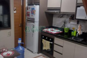 Sobrado com 49m², 2 dormitórios, 1 vaga, no bairro Santa Catarina em Caxias do Sul para Comprar