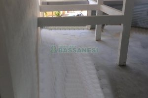 Loja com 312m², 4 vagas, no bairro Petrópolis em Caxias do Sul para Alugar ou Comprar